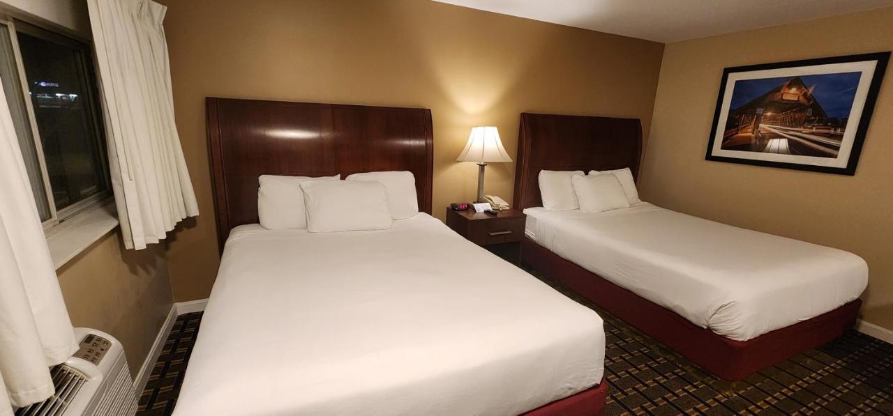 Nashoba Valley Inn & Suites Ayer Dış mekan fotoğraf