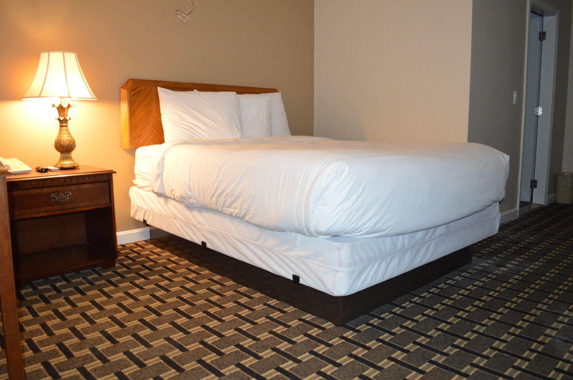 Nashoba Valley Inn & Suites Ayer Dış mekan fotoğraf