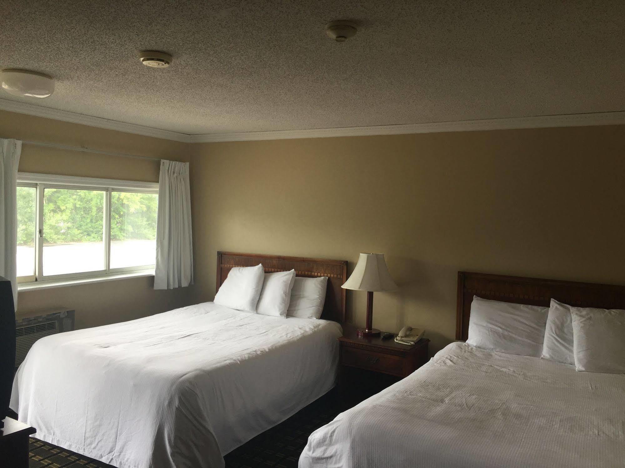 Nashoba Valley Inn & Suites Ayer Dış mekan fotoğraf