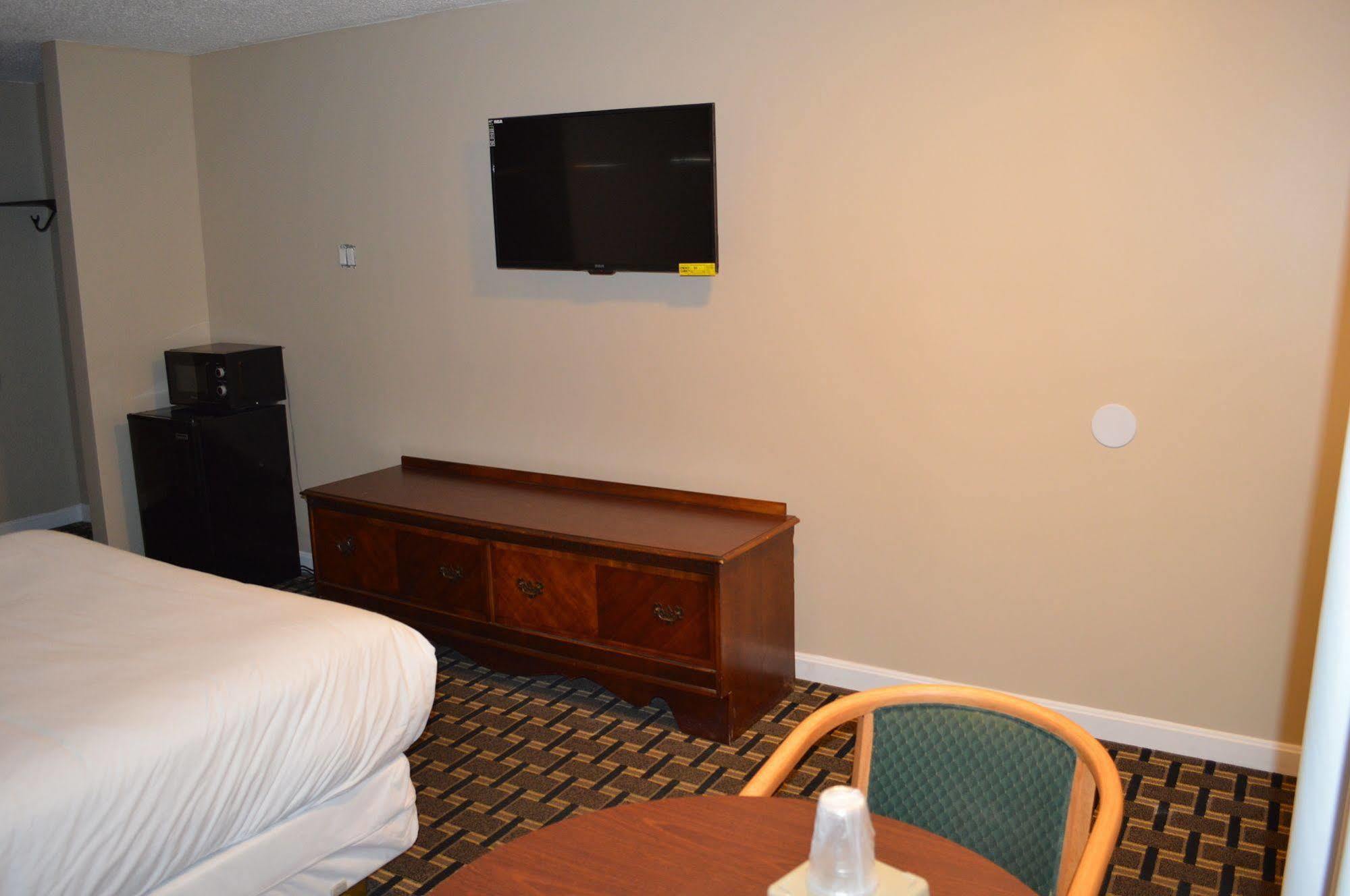 Nashoba Valley Inn & Suites Ayer Dış mekan fotoğraf