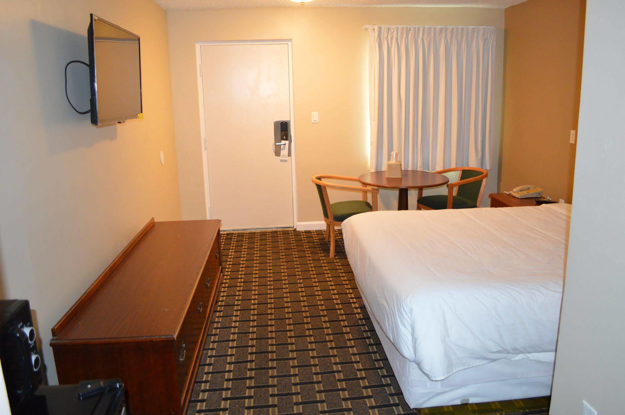 Nashoba Valley Inn & Suites Ayer Dış mekan fotoğraf