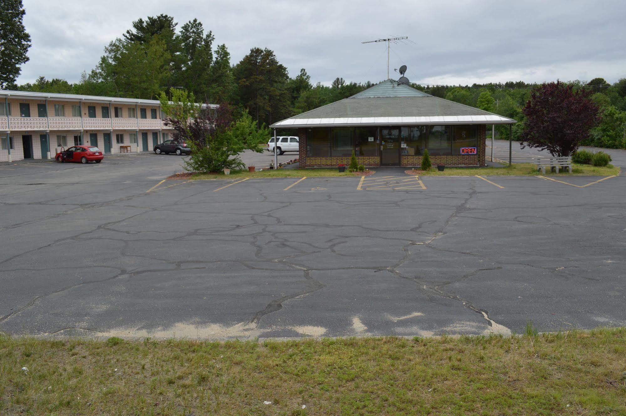 Nashoba Valley Inn & Suites Ayer Dış mekan fotoğraf